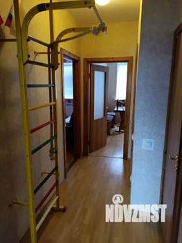 2-к квартира, вторичка, 58м2, 1/9 этаж