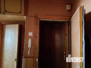 2-к квартира, вторичка, 42м2, 5/5 этаж
