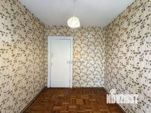 4-к квартира, вторичка, 62м2, 3/5 этаж