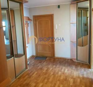 3-к квартира, вторичка, 70м2, 8/17 этаж