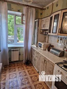 3-к квартира, вторичка, 61м2, 1/9 этаж