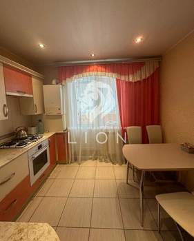 2-к квартира, вторичка, 52м2, 10/10 этаж