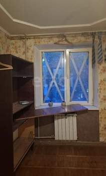 4-к квартира, вторичка, 61м2, 3/5 этаж