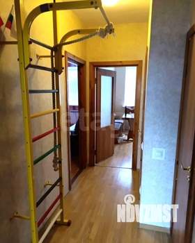 2-к квартира, вторичка, 58м2, 1/9 этаж