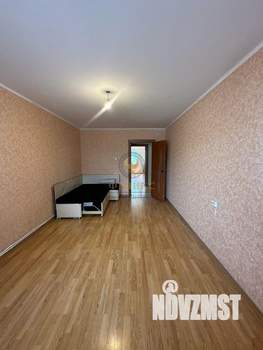 2-к квартира, вторичка, 63м2, 1/10 этаж
