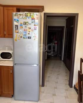 3-к квартира, вторичка, 72м2, 1/10 этаж