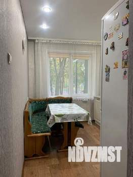 3-к квартира, вторичка, 60м2, 1/9 этаж