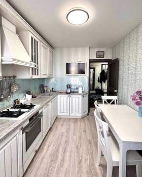 3-к квартира, вторичка, 61м2, 4/10 этаж