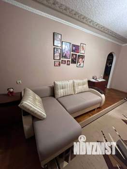 4-к квартира, вторичка, 61м2, 5/6 этаж
