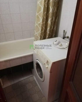 2-к квартира, вторичка, 54м2, 1/5 этаж