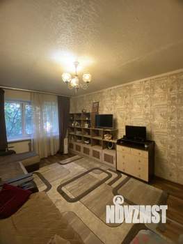 3-к квартира, вторичка, 61м2, 1/5 этаж