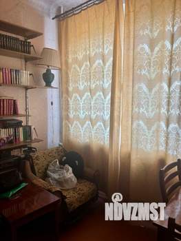 2-к квартира, вторичка, 56м2, 1/4 этаж