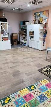 2-к квартира, вторичка, 61м2, 1/3 этаж