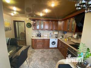 3-к квартира, вторичка, 82м2, 9/15 этаж