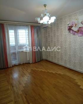 3-к квартира, вторичка, 73м2, 4/9 этаж