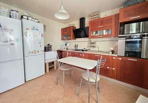 2-к квартира, вторичка, 63м2, 10/10 этаж