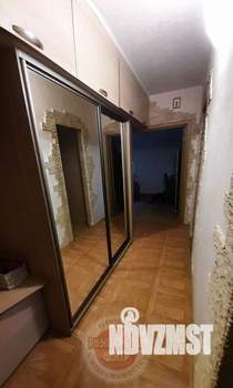 3-к квартира, вторичка, 58м2, 1/9 этаж