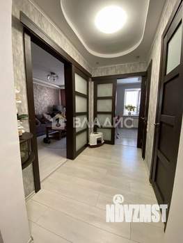2-к квартира, вторичка, 63м2, 1/10 этаж