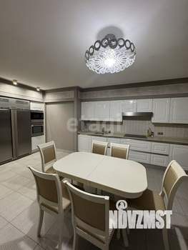 4-к квартира, вторичка, 195м2, 12/17 этаж