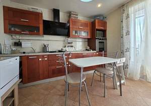 2-к квартира, вторичка, 63м2, 10/10 этаж