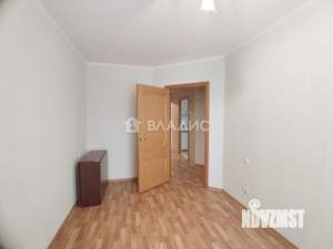 3-к квартира, вторичка, 70м2, 8/17 этаж