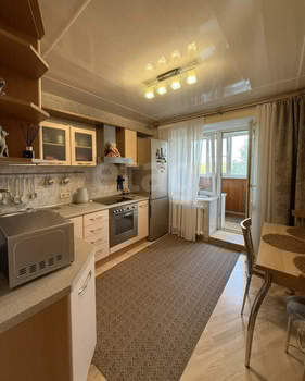 2-к квартира, вторичка, 70м2, 3/10 этаж