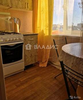 2-к квартира, вторичка, 40м2, 5/5 этаж