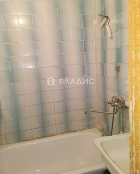 2-к квартира, вторичка, 37м2, 3/5 этаж