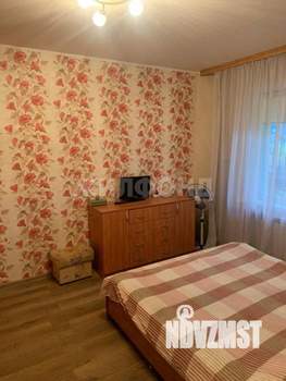 3-к квартира, вторичка, 60м2, 1/9 этаж