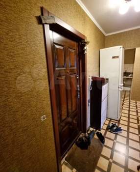 2-к квартира, вторичка, 38м2, 9/9 этаж