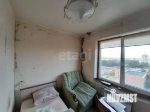 4-к квартира, вторичка, 74м2, 9/10 этаж