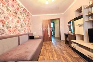 3-к квартира, вторичка, 57м2, 5/5 этаж