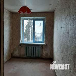 3-к квартира, вторичка, 54м2, 2/2 этаж