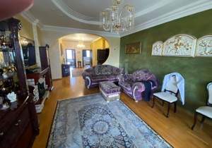 4-к квартира, вторичка, 148м2, 9/9 этаж