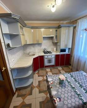 2-к квартира, вторичка, 54м2, 9/10 этаж
