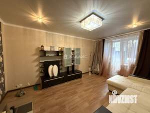 2-к квартира, вторичка, 61м2, 1/6 этаж