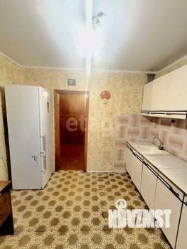 3-к квартира, вторичка, 65м2, 1/10 этаж