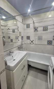 3-к квартира, вторичка, 58м2, 5/6 этаж
