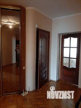 3-к квартира, вторичка, 113м2, 2/10 этаж