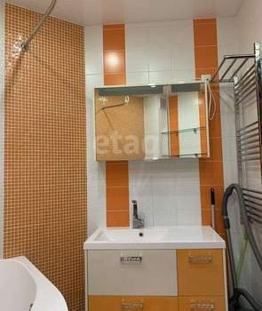 3-к квартира, вторичка, 64м2, 9/9 этаж