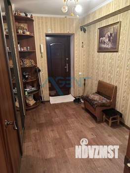 2-к квартира, вторичка, 61м2, 1/5 этаж