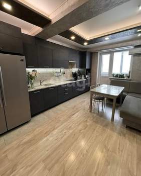 3-к квартира, вторичка, 98м2, 12/14 этаж