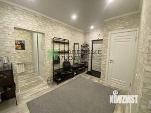 3-к квартира, вторичка, 81м2, 1/2 этаж