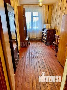 3-к квартира, вторичка, 57м2, 2/2 этаж