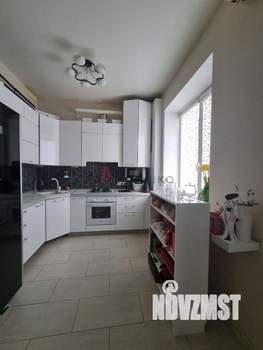 2-к квартира, вторичка, 60м2, 3/4 этаж