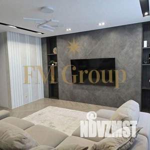 3-к квартира, вторичка, 110м2, 7/8 этаж