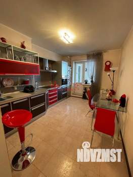 3-к квартира, вторичка, 98м2, 13/17 этаж