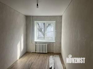 3-к квартира, вторичка, 55м2, 1/4 этаж