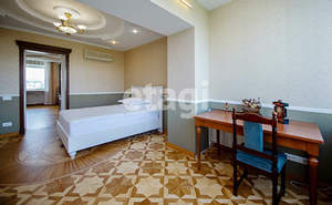 4-к квартира, вторичка, 154м2, 7/9 этаж