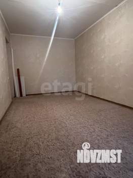 2-к квартира, вторичка, 52м2, 1/10 этаж